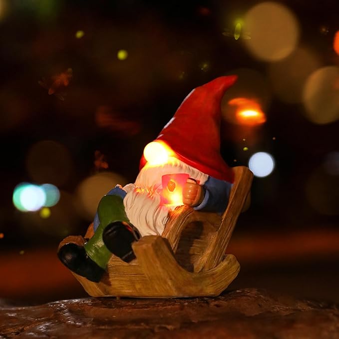 Solar Garden Gnomes Outdoor Statue with Solar Lights,7.1“ Figurine Lights Solar Garden Yard Decorations Outdoor Decorations for Patio,Yard,Lawn Ornament,Mom Gift Unique Housewarming Gifts