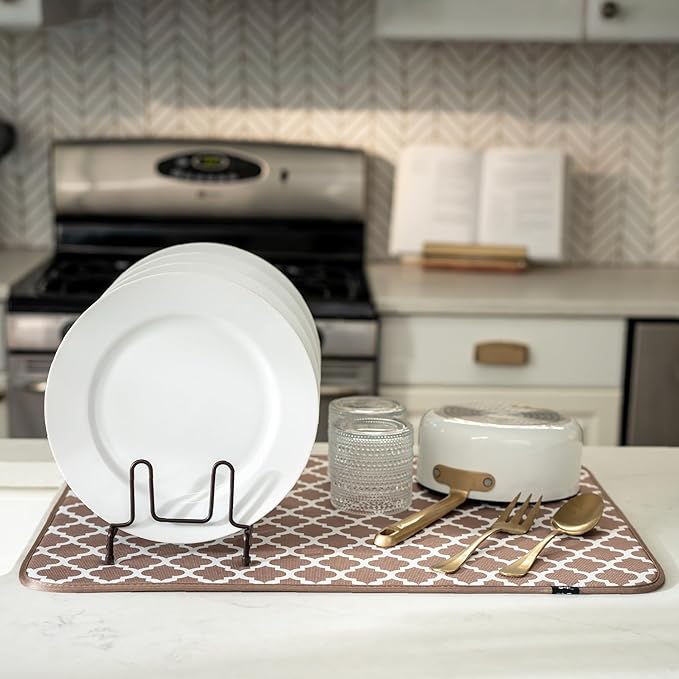 S&T INC. Dish Drying Mat XL, 18” x 24”, Absorbent Microfiber Kitchen Counter Mat, Dish Drying Pad for Dishes, Utensils, Pots and Pans, Extra Large, Taupe Trellis