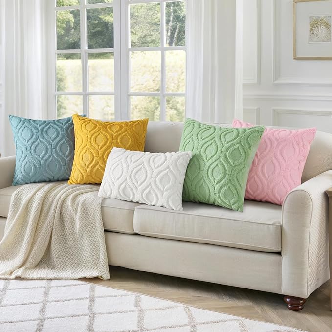 decorUhome Throw Pillow Covers 20x20 Inch Set of 2, Soft Plush Decorative Faux Fur Cream Beige Solid Couch Pillow Covers, Accent Farmhouse Neutral Square Euro Pillow Cases for Sofa Bed Living Room