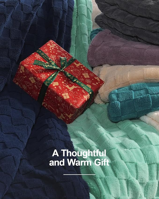 Pawque Super Soft Cozy Throw Blanket King Size for Couch Bed, Fluffy Sherpa Fleece Reversible Thick Warm Fuzzy Blanket for All-Season, 3D Checkered Jacquard Decorative Blankets, Sage Green, 108"x90"