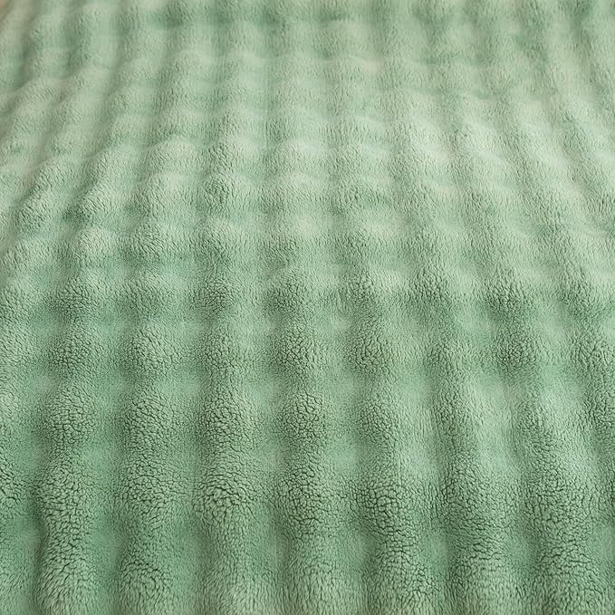 YUSOKI Luxury 3D Bubble Throw Blanket 5lb,All Ages,Home Decoration, (Sage Green,90 * 90inches)