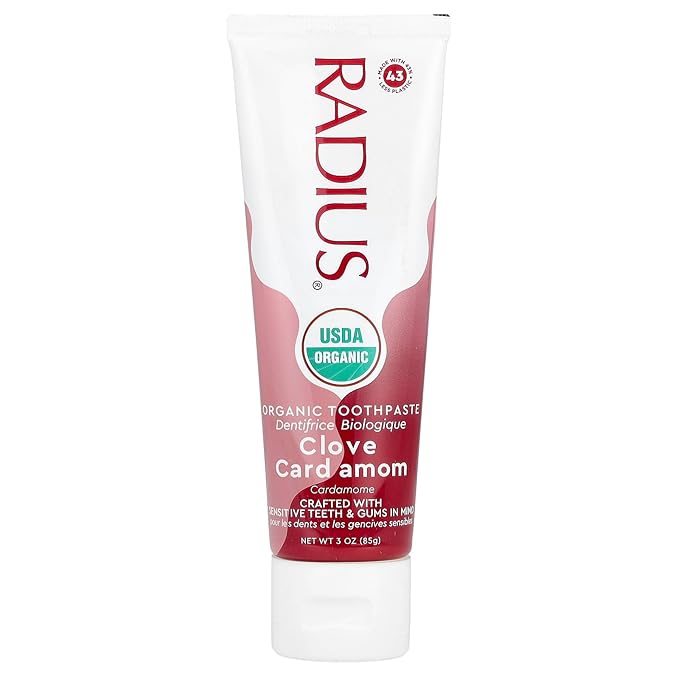 Radius USDA Organic Gel Toothpaste, Non Toxic, Designed to Improve Gum Health and Reduce the Risk Gum Disease, Red, Clove Cardamom, 3 Ounce