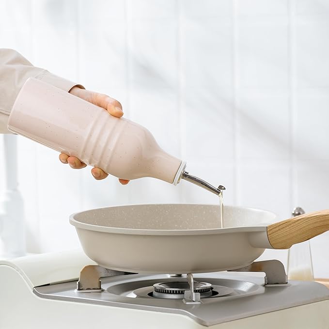 famiware Jupiter 16oz Ceramic Olive Oil Dispenser Bottle, Olive Oil and Vinegar Dispenser Bottle Set of 2 with Stainless Steel Pourers, Suitable for Storage Vinegar, Liquids, Light Blue & Light Pink