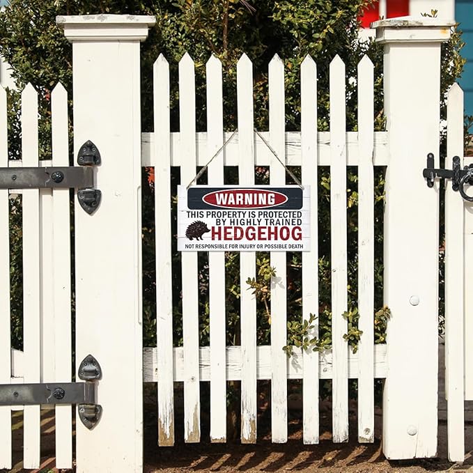 Warning Signs - Highly Trained Hedgehog Plaque, Decorative Wood Hanging Sign for Yard, Street, Garden, Garage, Outdoor, Home