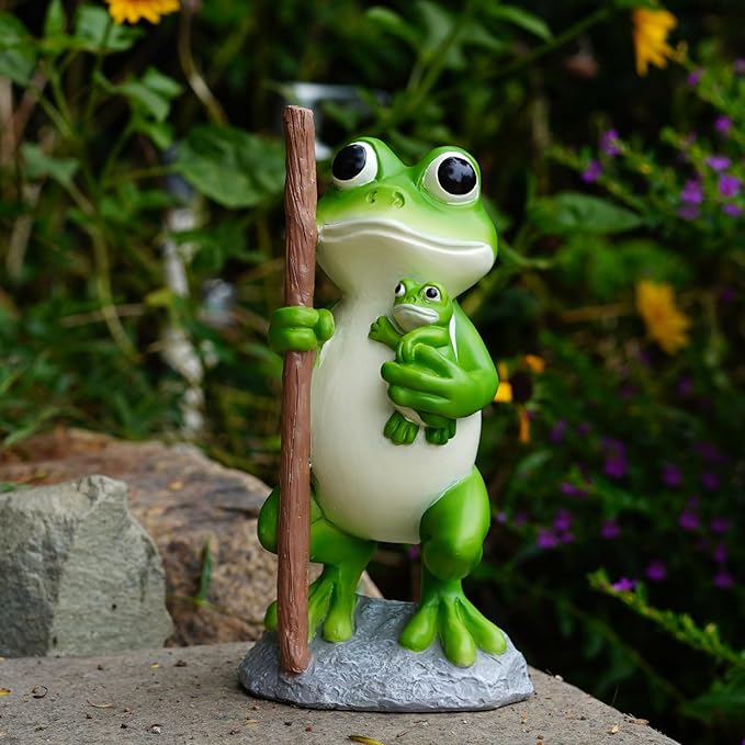 Frog Statue Garden Decor, Resin Mother and Baby Frog Figurines Outdoor Decorations, Frog Decor for Yard Art Porch Lawn Ornaments, Unique Housewarming Gifts