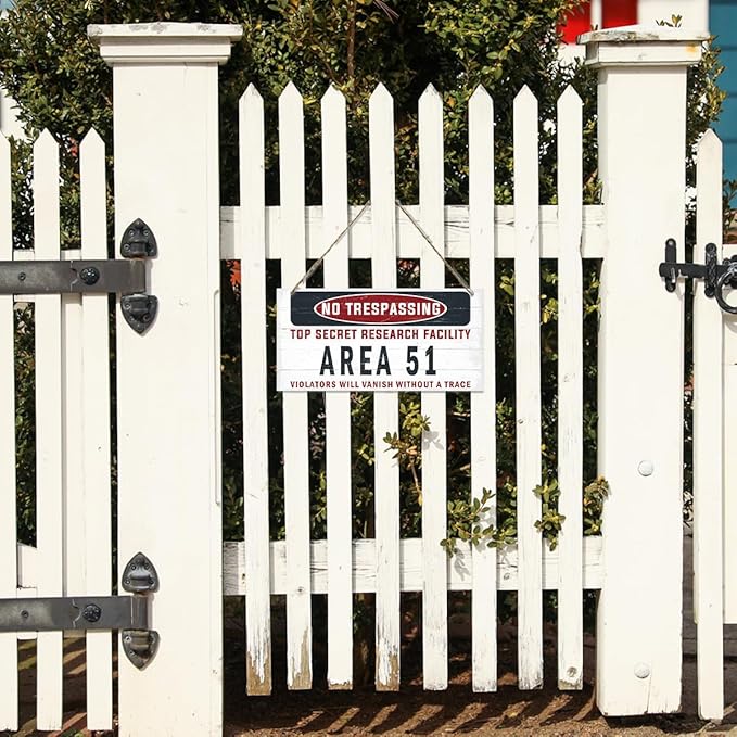 Warning Sign, Area 51 No Trespassing Warning Wood Plaque Sign, Funny Door Signs, Decorative Wood Hanging Suspension Plaque, Farmhouse Wooden Wall Decor