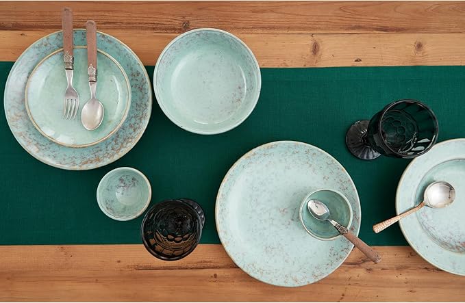 Solino Home Linen Rainforest Green Table Runner 60 Inches - 100% Pure Linen Farmhouse Short Table Runner 14 x 60 Inch Ideal for Dresser and Coffee Tables - Fete - Christmas, Thanksgiving