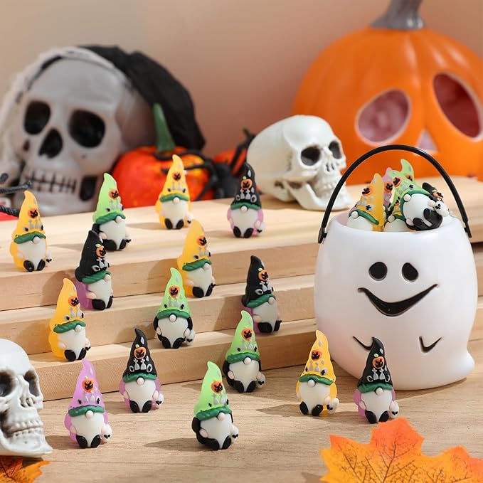 Wesiti 25 Pcs Luminous Halloween Mini Gnomes Figurines Bulk Glow in Dark Miniature Ornaments Hide and Seek Tiny Gnomes Figures Statue Halloween Party Favor Bag Fillers Garden Dollhouse Decor Gifts
