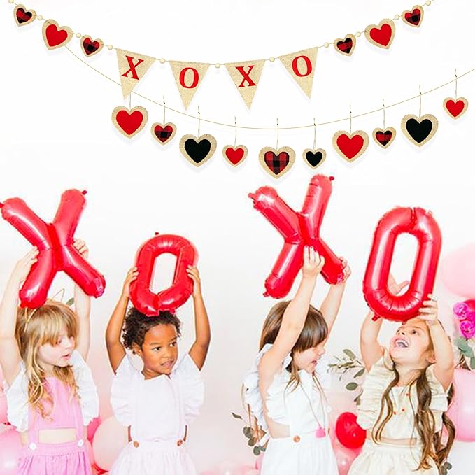 Valentine’s Day Party Decorations Felt XOXO Sign Triangle Pennant Banner Flag Buffalo Plaid Red Black Heart Burlap Garland with Wood Beaded for Wedding Birthday Valentine’s Day Party Supplies