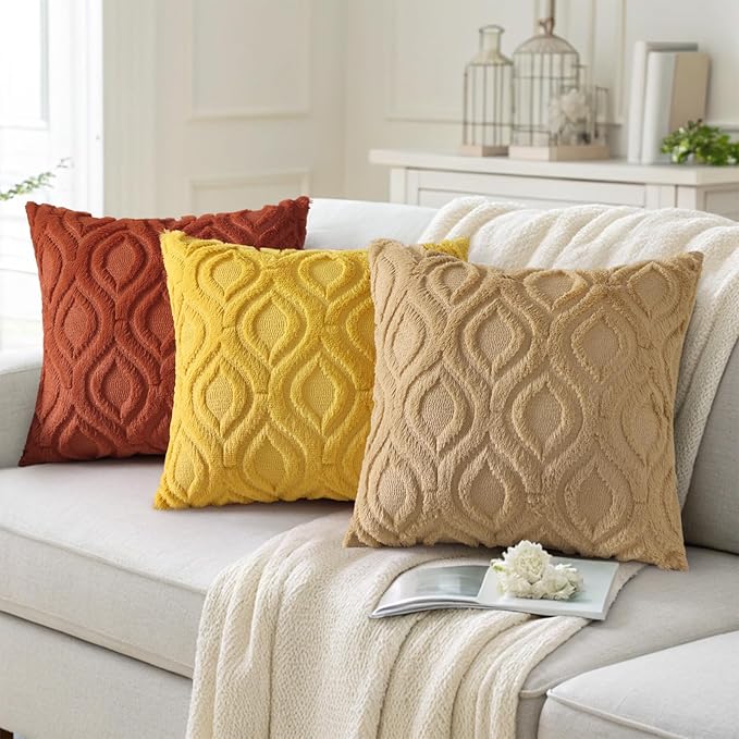 decorUhome Throw Pillow Covers 22x22 Inch Set of 2, Soft Plush Decorative Faux Fur Light Brown Solid Couch Pillow Covers, Accent Farmhouse Neutral Square Euro Pillow Cases for Sofa Bed Living Room