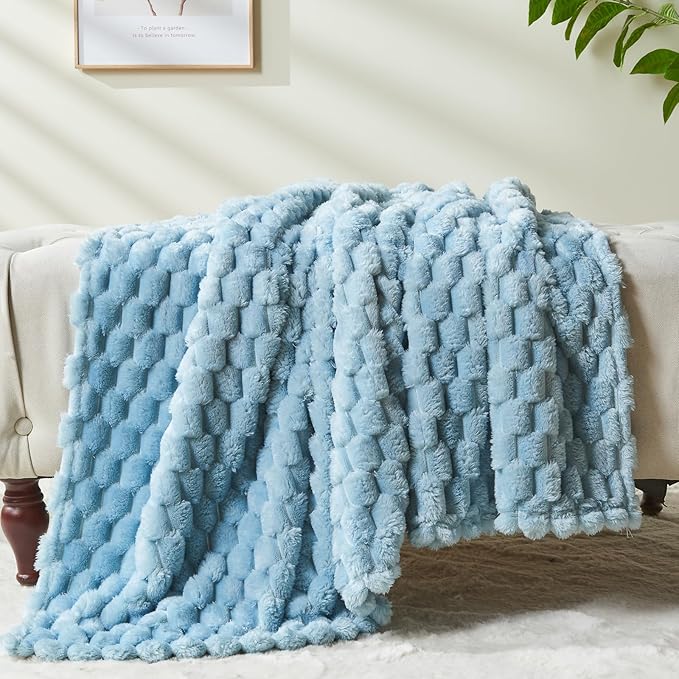 NEWCOSPLAY Super Soft Twin Blanket Blue Premium Silky Flannel Fleece 3D Clouds Stylish Jacquard Lightweight Bed Blanket All Season Use 350GSM (Blue, Twin(60"x80"))
