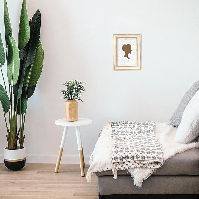 AELS 5x7 Inch Vintage Picture Frame, Elegant Antique Photo Frames with Glass Front, Photo Display, Tabletop Wall Hanging, Gift Ideas, Off-white with Gold Trim