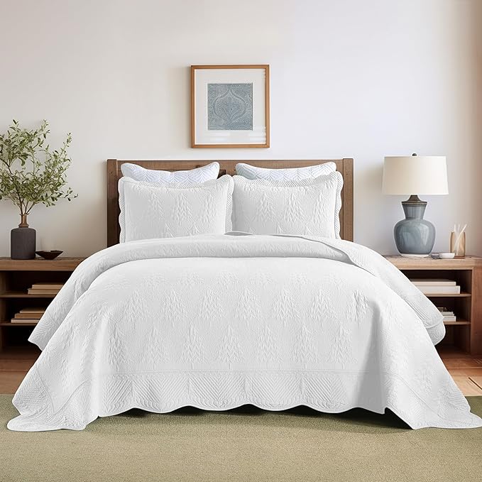 MarCielo 3-Piece Christmas Quilt 100% Cotton Oversized Bedspread Lightweight Coverlet Embroidery Christmas Tree Pattern Bedding Set (TC Bright White, Oversized King (118"x106"))
