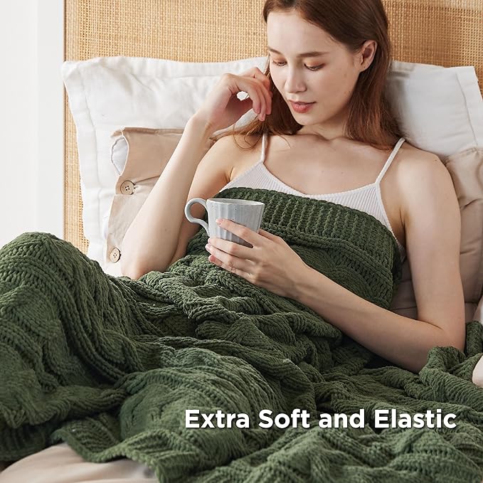 Bedsure Cable Knit Twin Blanket for Couch Bed - Breathable Chenille Chunky Knit Twin Blanket for Decorative Gift, GentleSoft Cozy and Warm for Winter and All Seasons, Green, 60x80 Inches