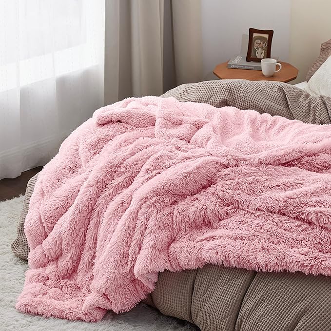 Bedsure GentleSoft Fluffy Pink Blankets Queen Size for Bed, Thick Sherpa Faux Fur Fleece Fuzzy Plush Winter Warm Heavy Soft Full Queen Blankets, Bedroom Decor Pink Gifts Cozy Gifts for Women, 90x90
