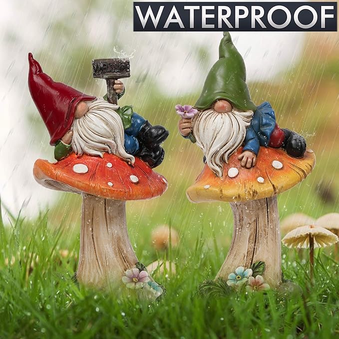 TERESA'S COLLECTIONS Garden Gnomes on Mushroom, Set of 2 Cute Resin Gnome Statues for Yard, Outdoor Patio Porch Lawn, Ideal Gift for Dad Mom Birthday, Outside Decor Housewarming Gifts
